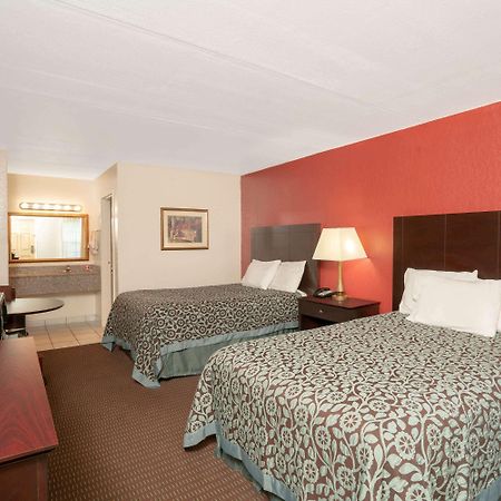 Days Inn By Wyndham Cave City Kültér fotó