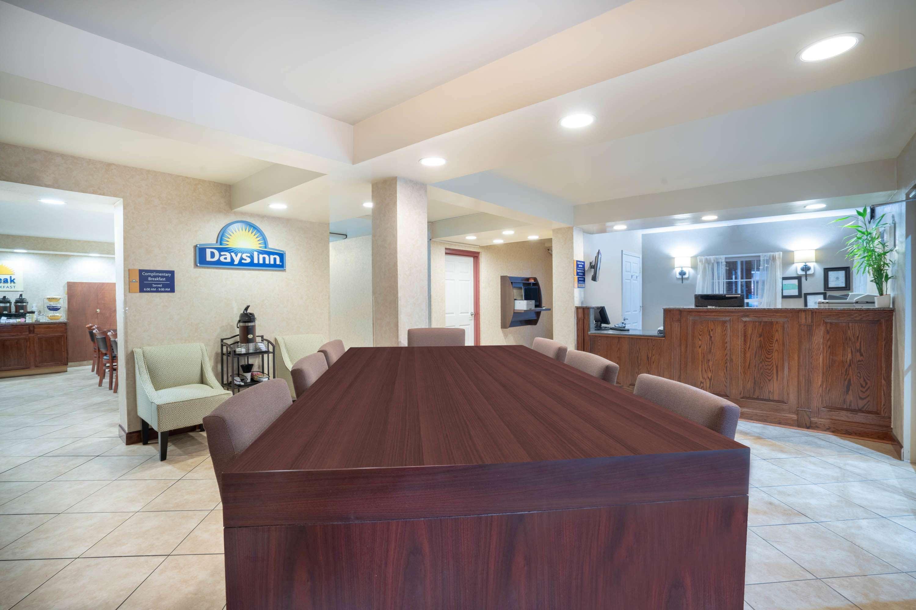 Days Inn By Wyndham Cave City Kültér fotó