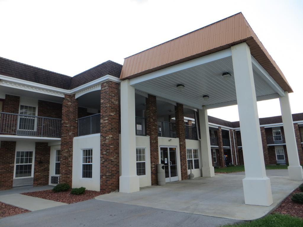 Days Inn By Wyndham Cave City Kültér fotó