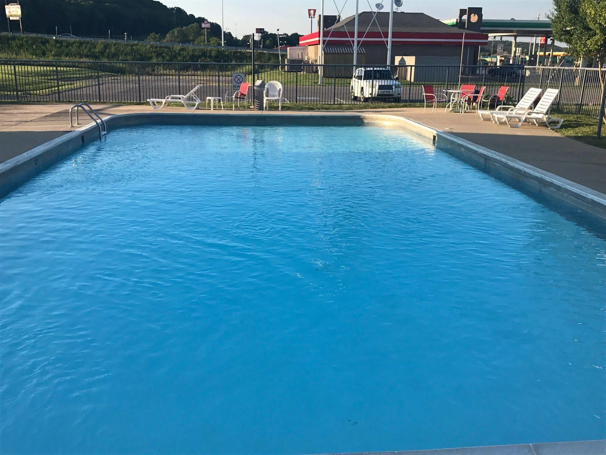 Days Inn By Wyndham Cave City Kültér fotó