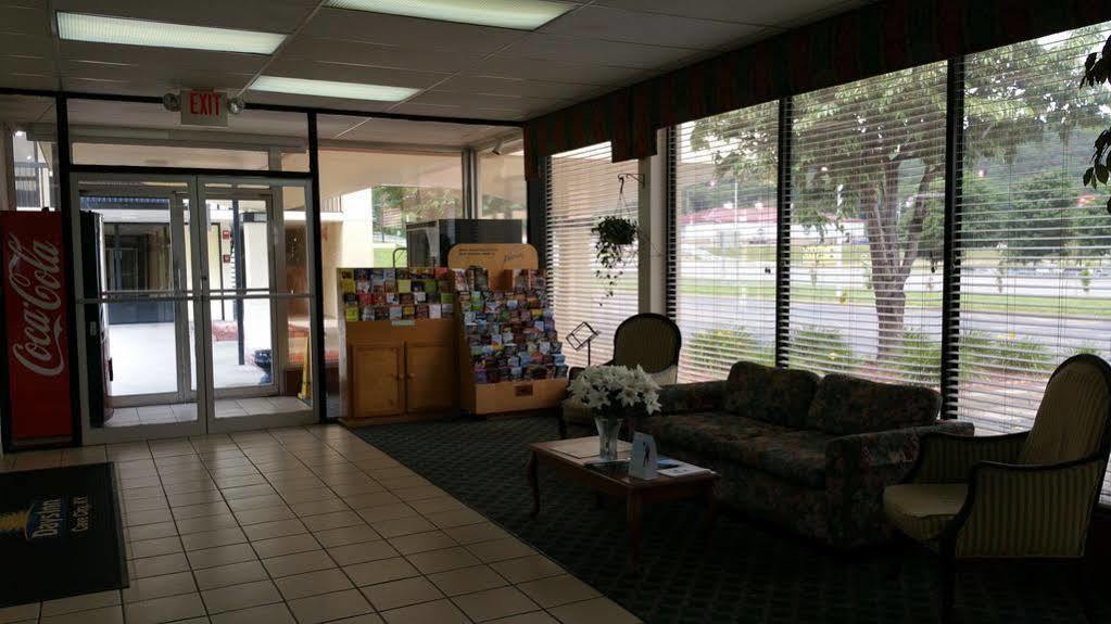 Days Inn By Wyndham Cave City Kültér fotó