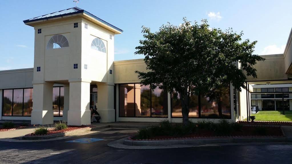 Days Inn By Wyndham Cave City Kültér fotó