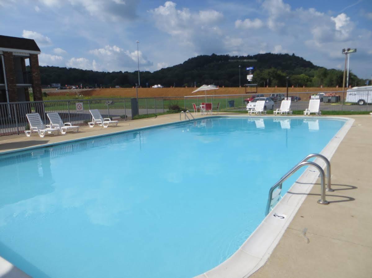 Days Inn By Wyndham Cave City Kültér fotó